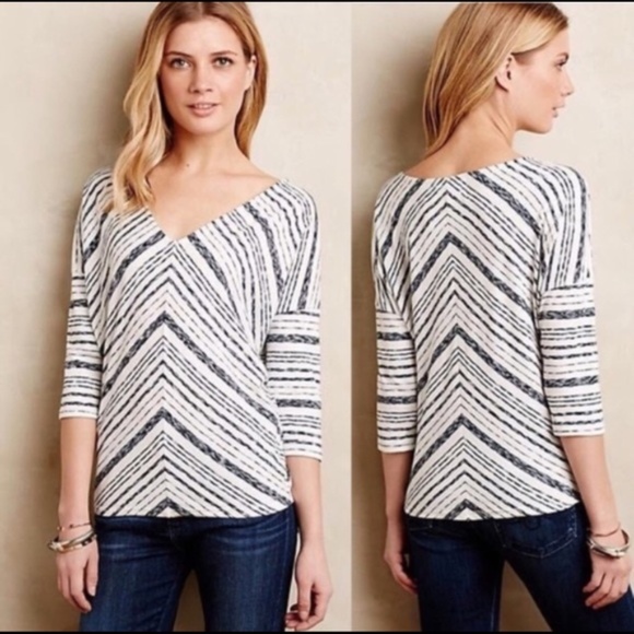 Anthropologie's Puella Dolman Three Quarter Sleeve Top in Stripe - Picture 1 of 9